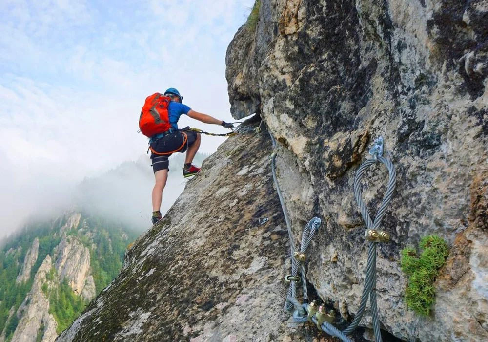 خطرات کوه نوردی